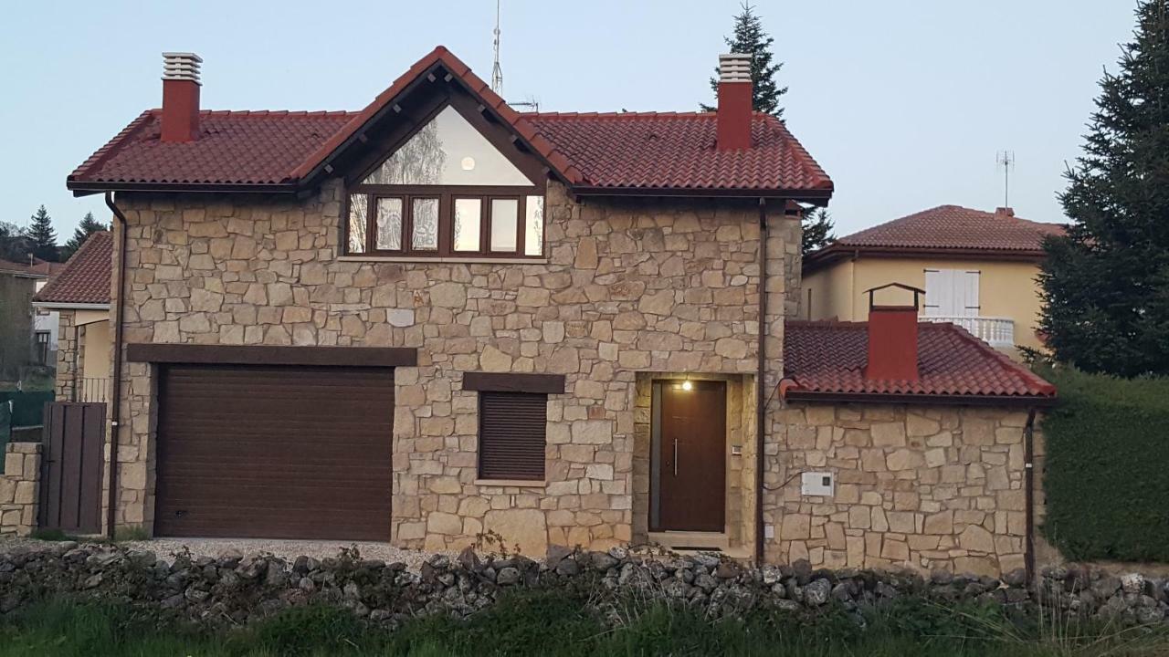 나바레돈다 데 그레도스 El Cordel De Gredos 게스트하우스 외부 사진